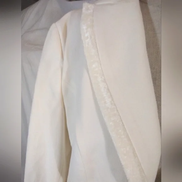 Apostrophe Women Blazer, Ivory, Spread Collar Velour Trim Pckts/Embroid Bttn,6-8 - Picture 10 of 13